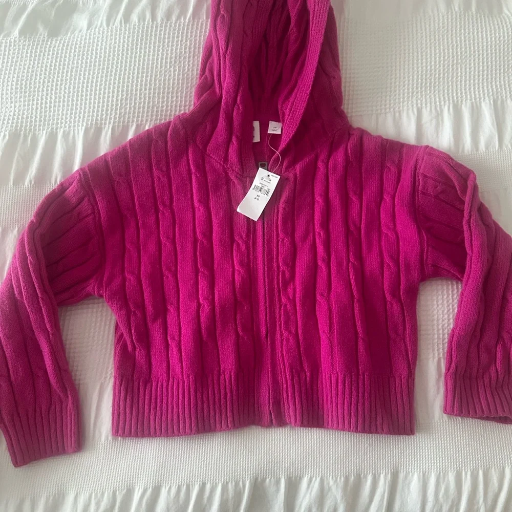 GAP Kids Fuchsia Hooded sweater / size 4-5 (XS)